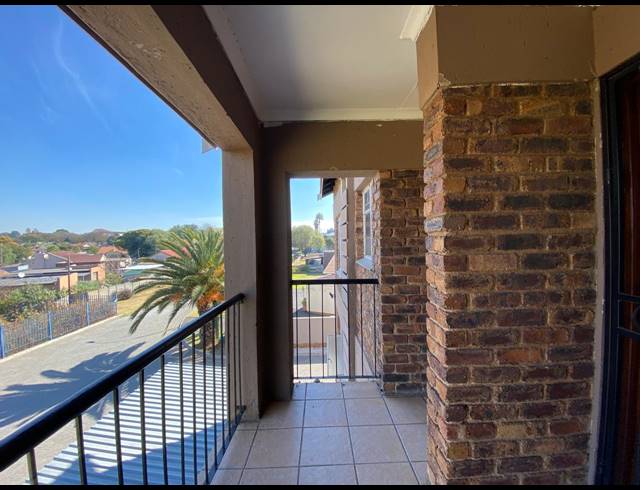 2 BEDROOM SECTIONAL TITLE FOR SALE IN WITFIELD